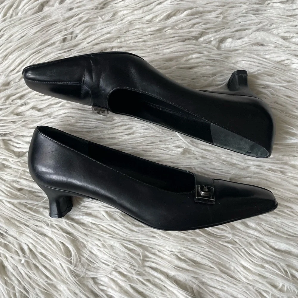 Salvatore Ferragamo Black Leather Buckle Detail Kitten Heel Pumps Size 8.5